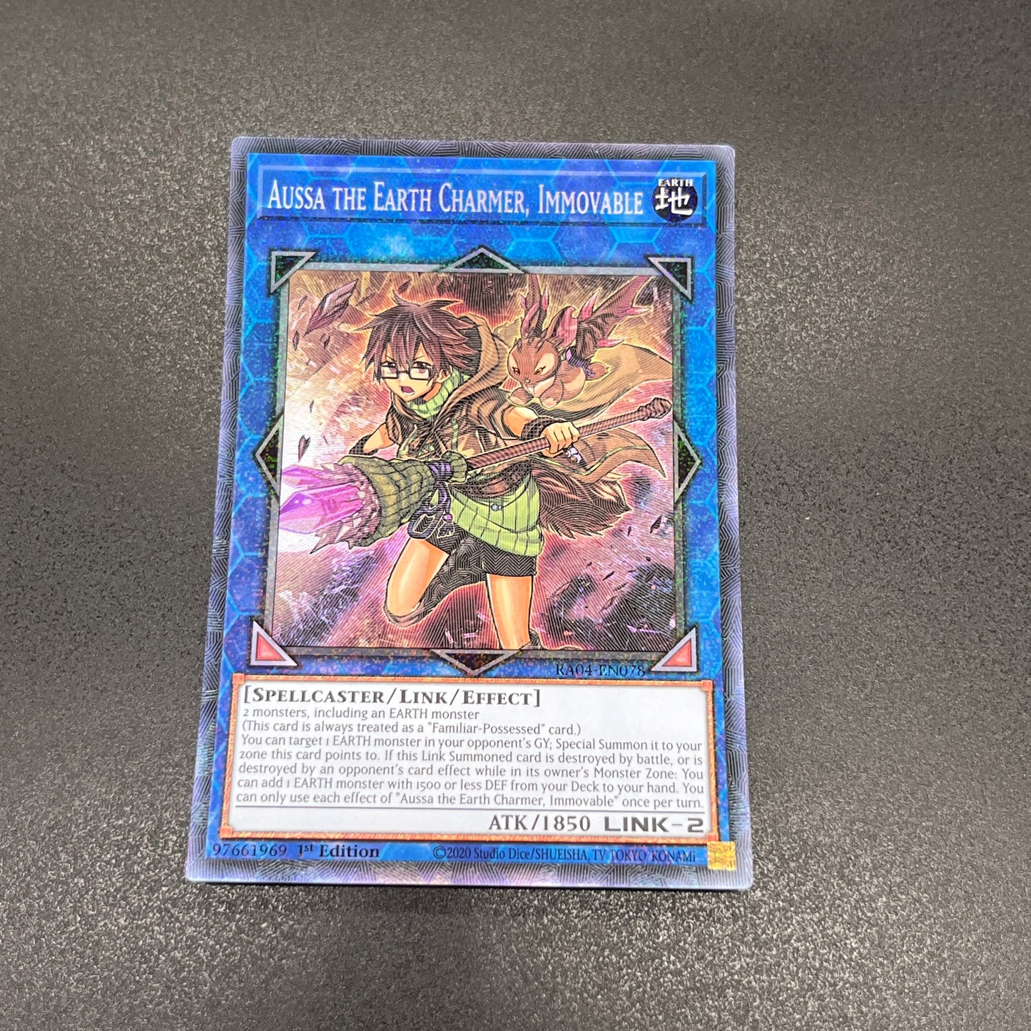 遊戯王 崔嵬の地霊使いアウス/コレクターズ/英語/1st/EU