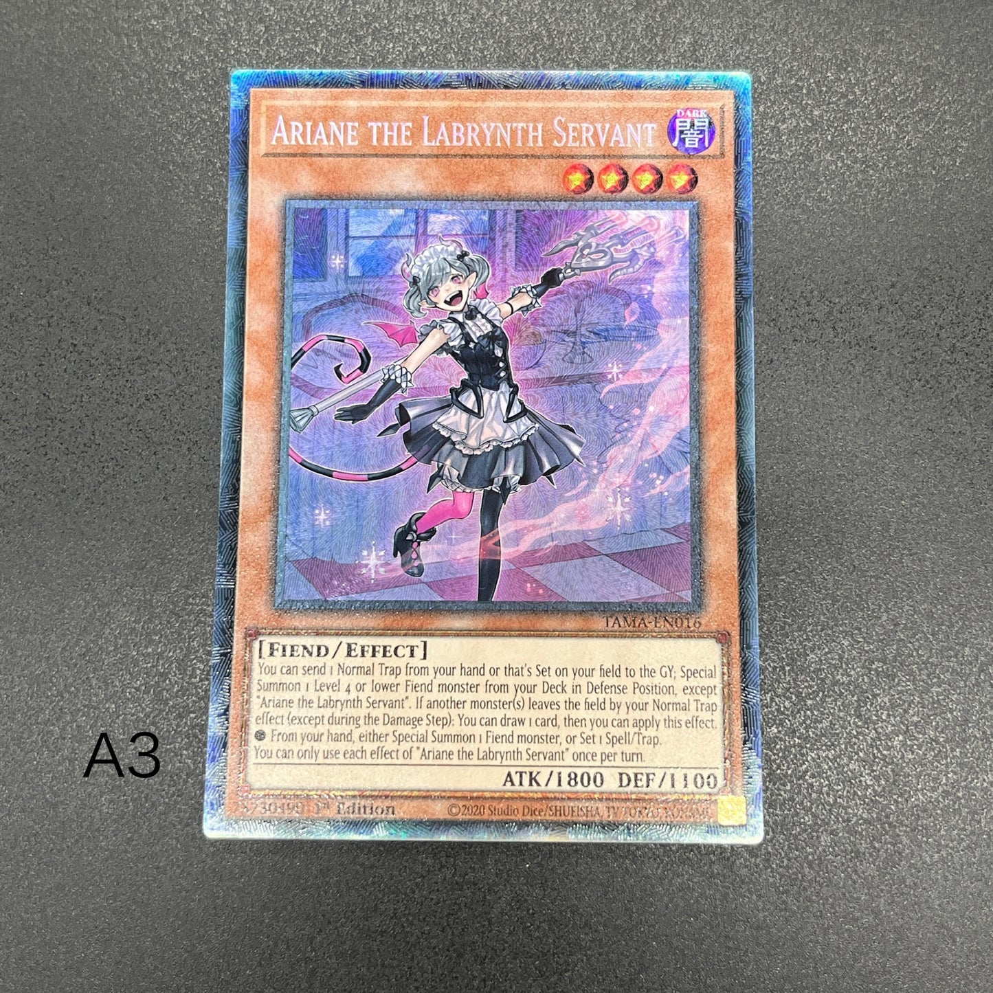 遊戯王　白銀の城の召使い アリアーヌ/コレクターズレア/英語/1st/EU版