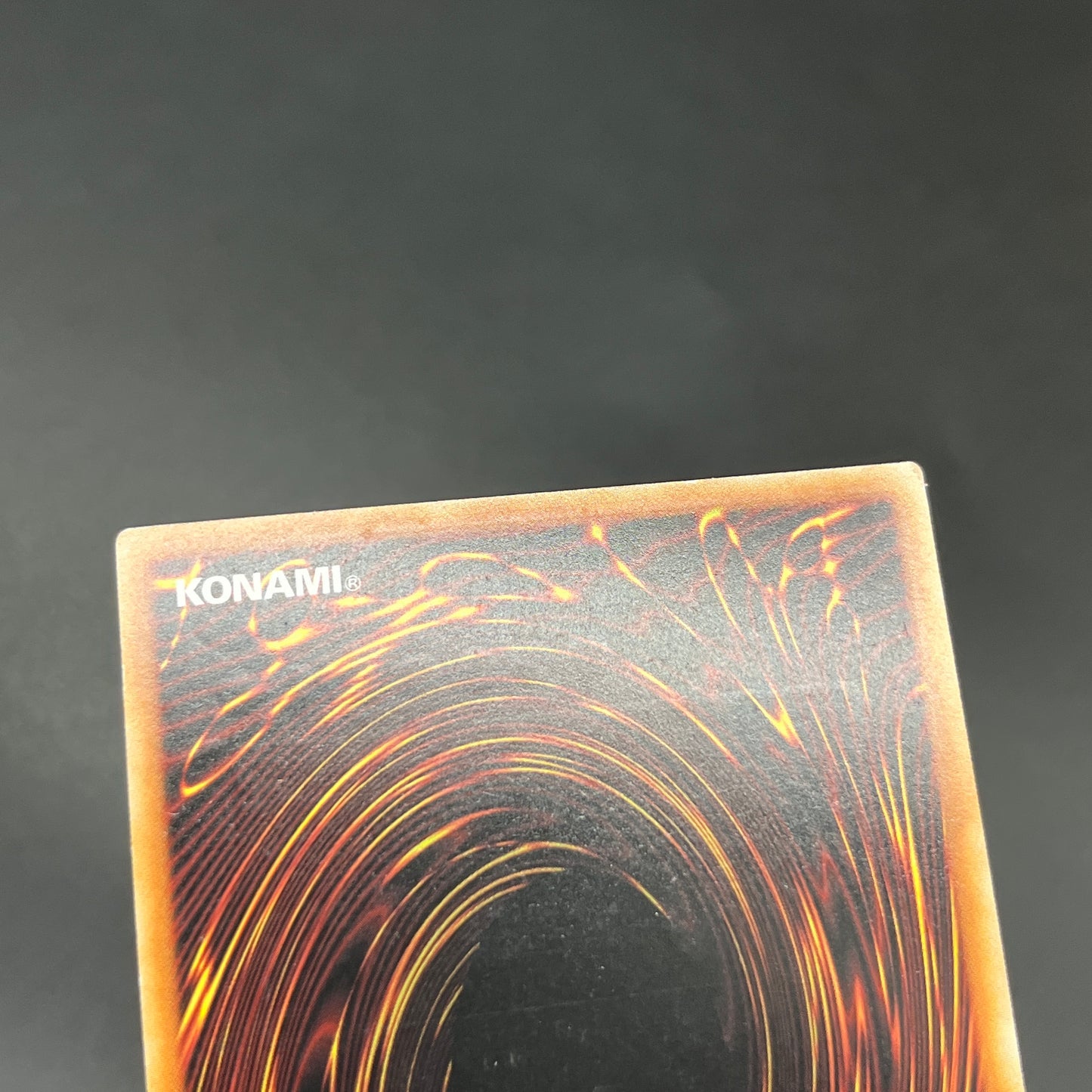 遊戯王　ブラック・マジシャン/レリーフ/イタリア語/1st/EU版