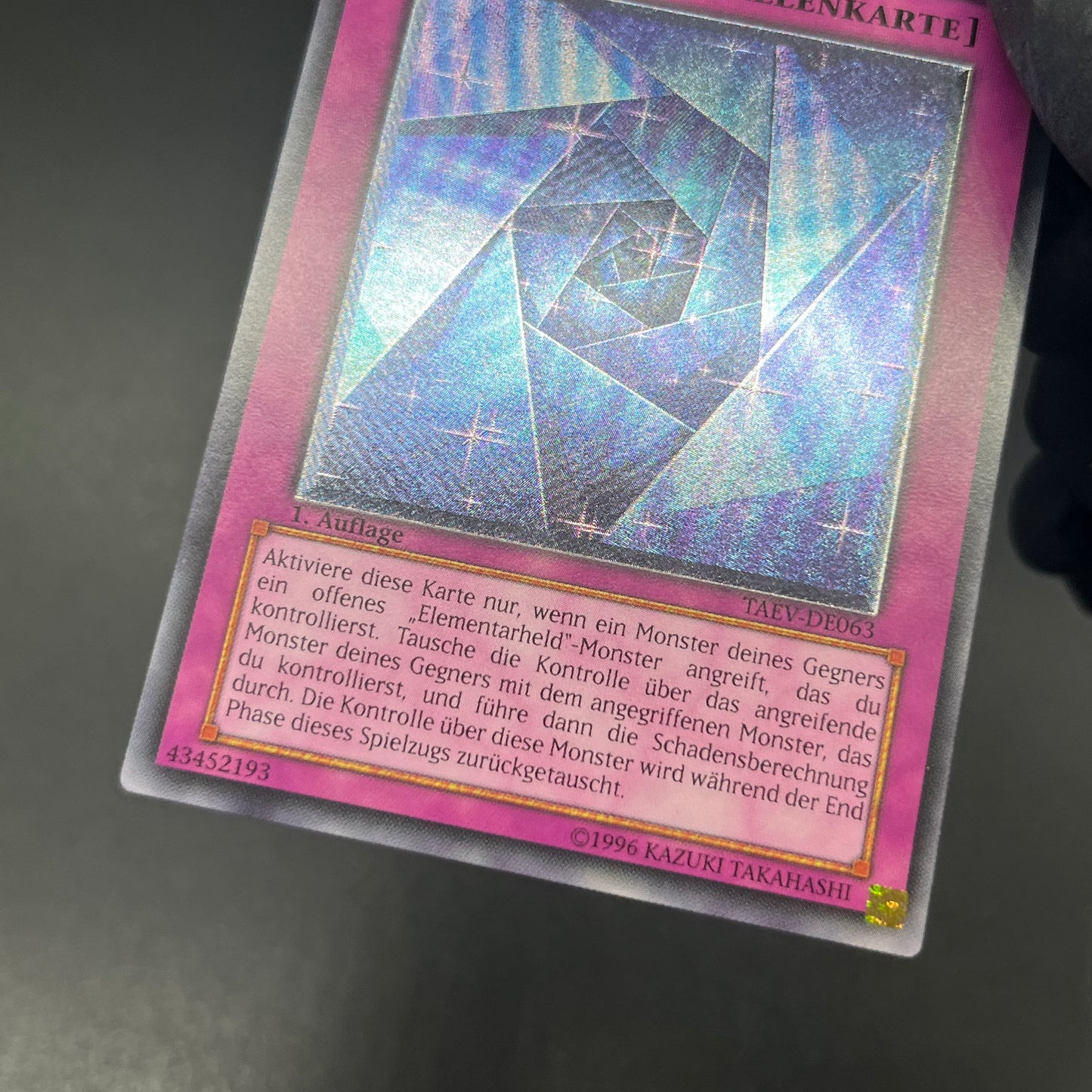 遊戯王　異次元トンネル－ミラーゲート－/レリーフ/ドイツ語/1st/EU版