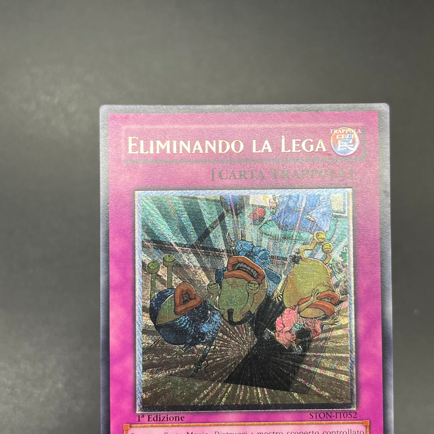 遊戯王　お家おとりつぶし/レリーフ/イタリア/1st/EU版