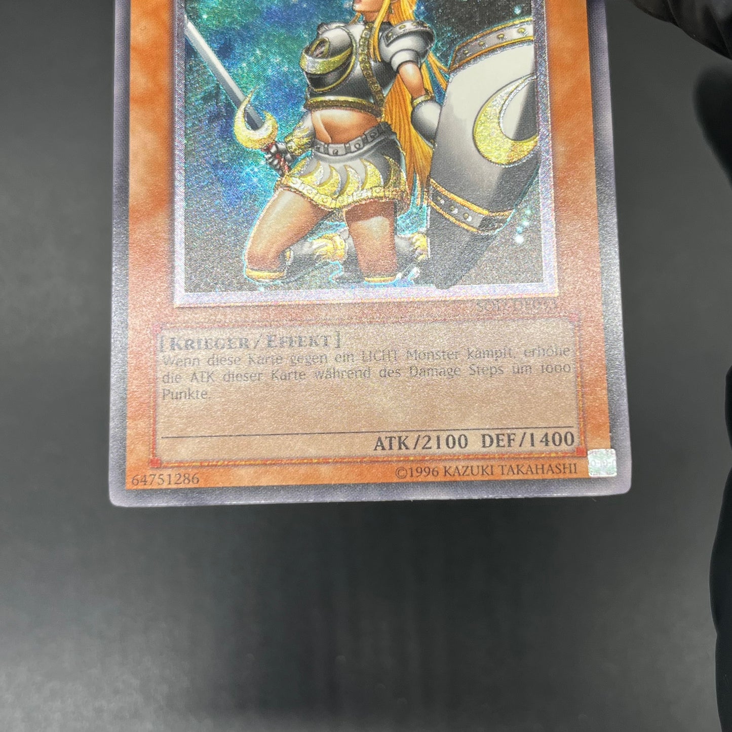 遊戯王　月の女戦士/レリーフ/ドイツ語