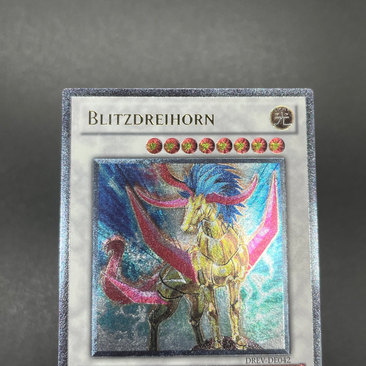 遊戯王　ライトニング・トライコーン/レリーフ/ドイツ/EU版