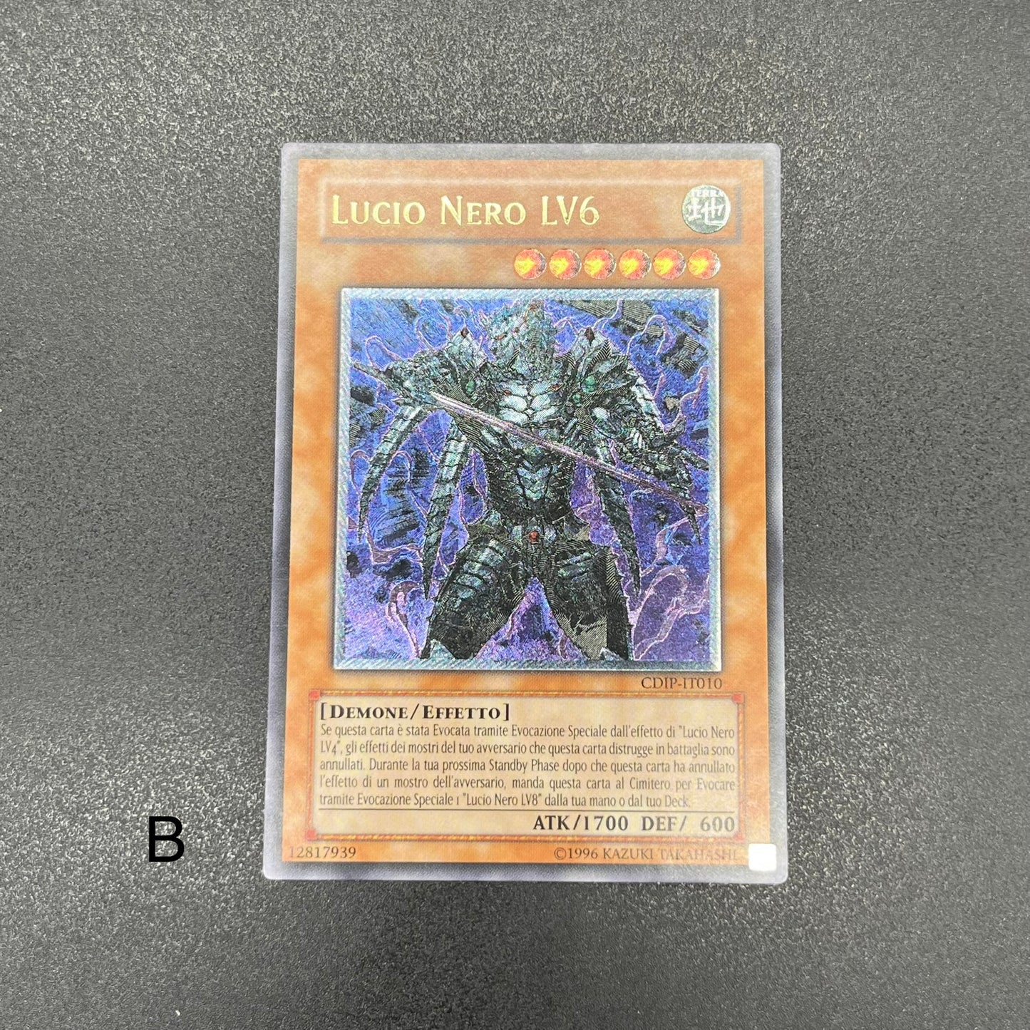 遊戯王　漆黒の魔王 ＬＶ６/レリーフ/イタリア/EU