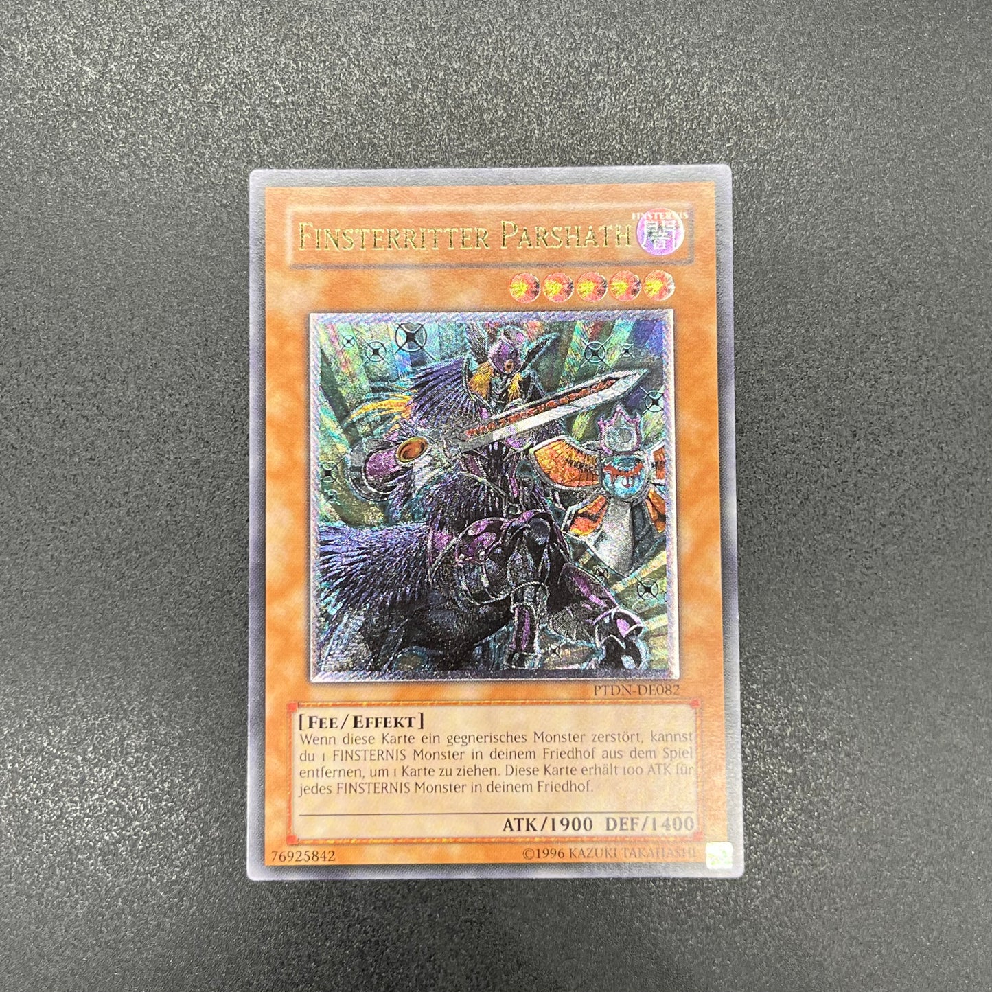 遊戯王　ダーク・パーシアス/レリーフ/ドイツ/EU版